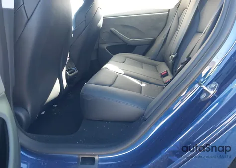 2024 Tesla Model 3 Performance All-Wheel Drive z USA, uszkodzony, nr VIN 5YJ3E1ETXRF795032